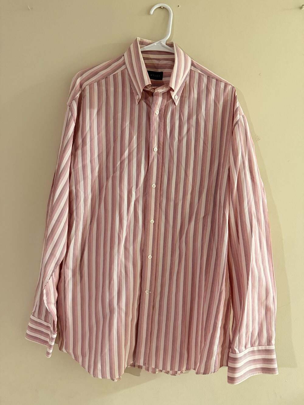 Canali Made in Italy Men's Pink and Red Multistripe Button Down Dress Shirt